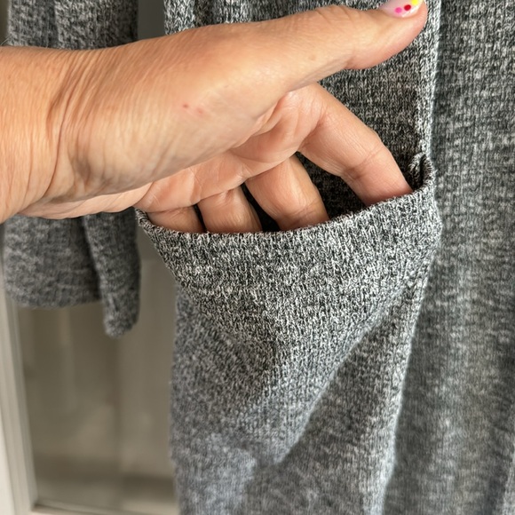 Gap Cardigan XL - gray w/2 pockets - Picture 3 of 8